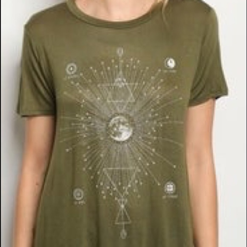 Olive top w/rhinestones